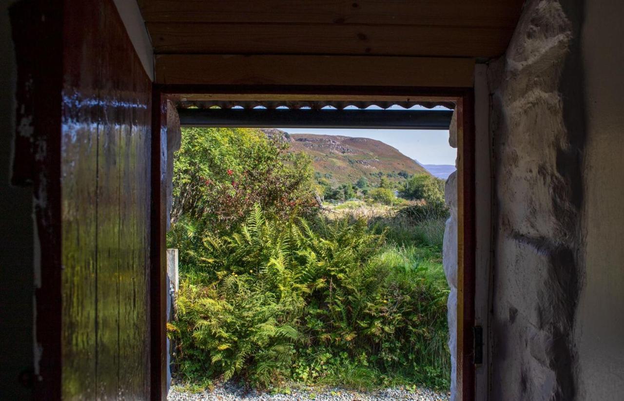 Villa Half Of 12 Camustianavaig Camastianavaig Exterior foto
